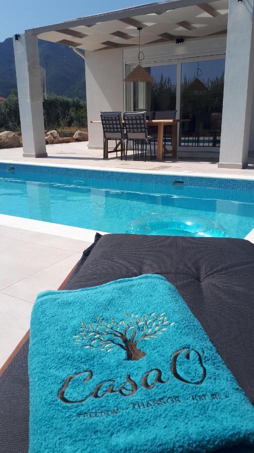 Casa O' - Neues Ferienhaus mit großer Terrasse und privatem Swimmingpool Skala Potamia  Exterior foto