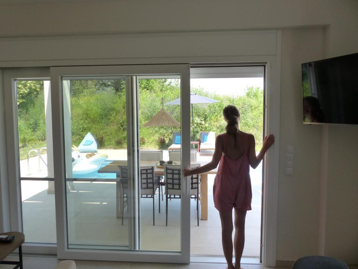 Casa O' - Neues Ferienhaus mit großer Terrasse und privatem Swimmingpool Skala Potamia  Exterior foto
